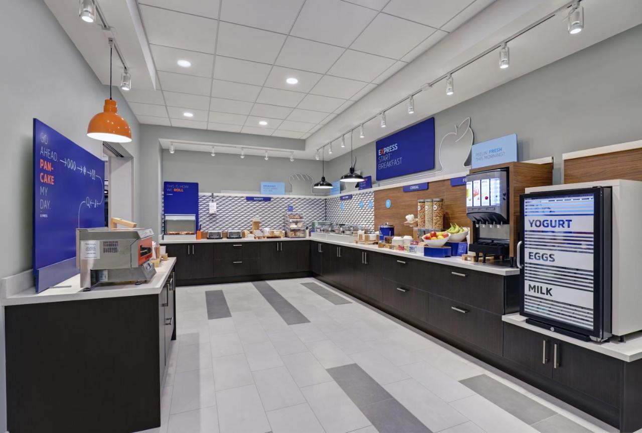 Holiday Inn Express & Suites - Port Elgin Esterno foto